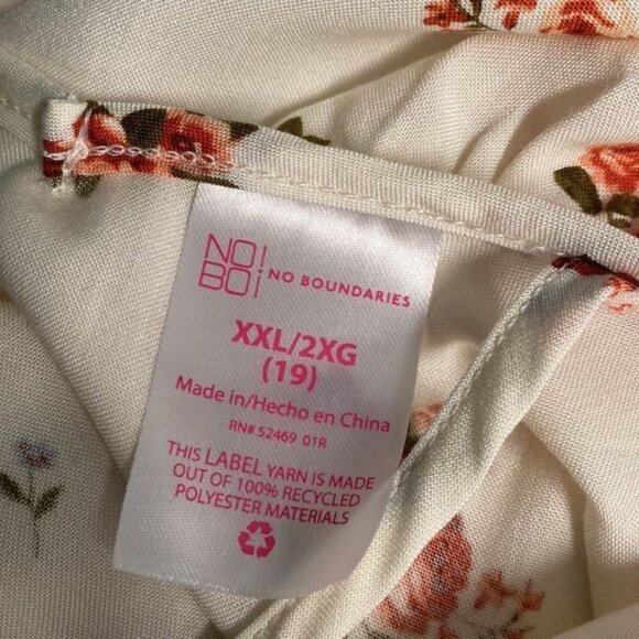 No Boundaries Women’s Flower Print Blouse Size XXL - Picture 10 of 11